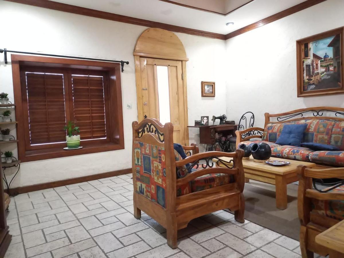 Home Stay Maria Hidalgo del Parral Buitenkant foto