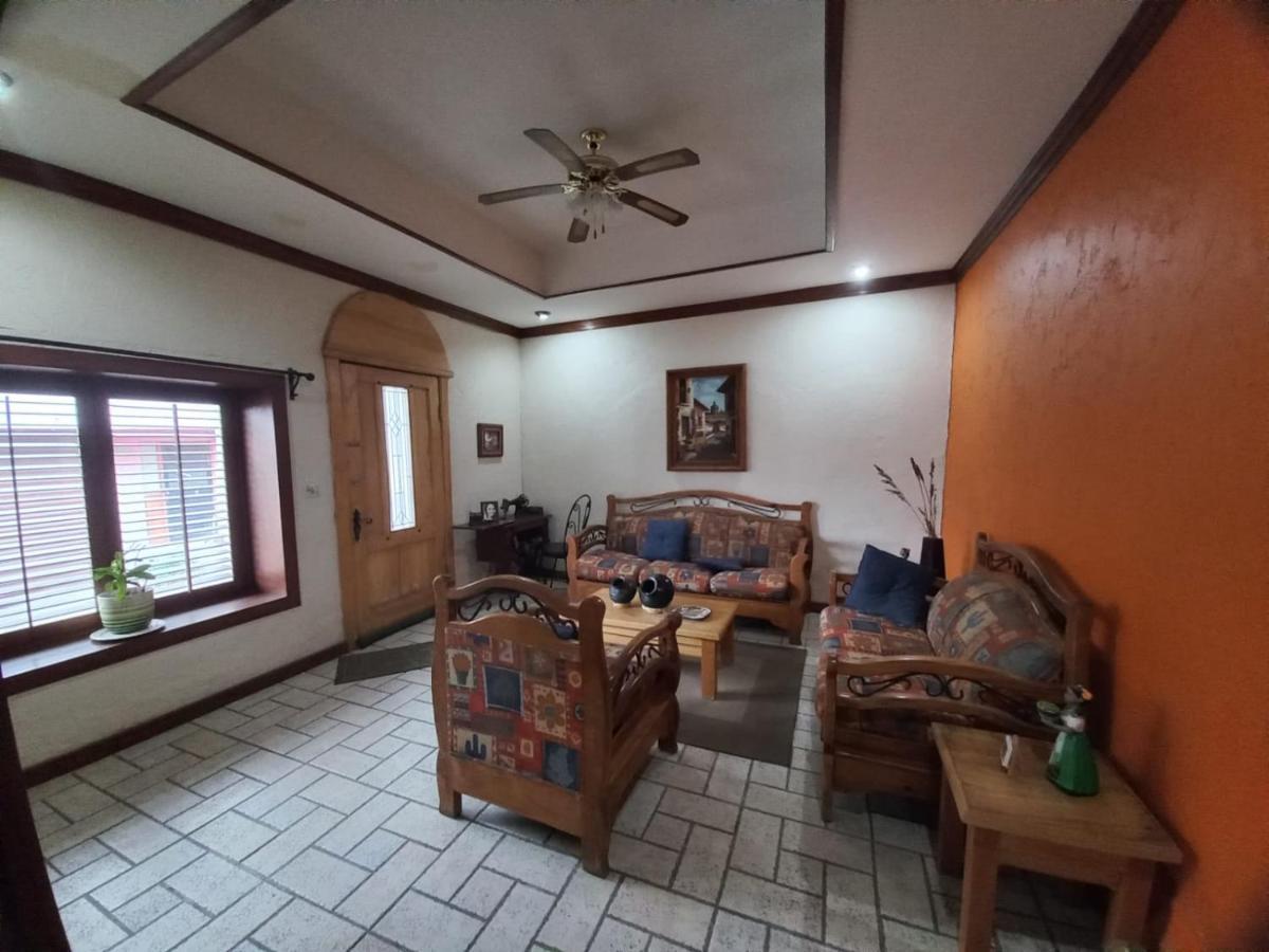 Home Stay Maria Hidalgo del Parral Buitenkant foto